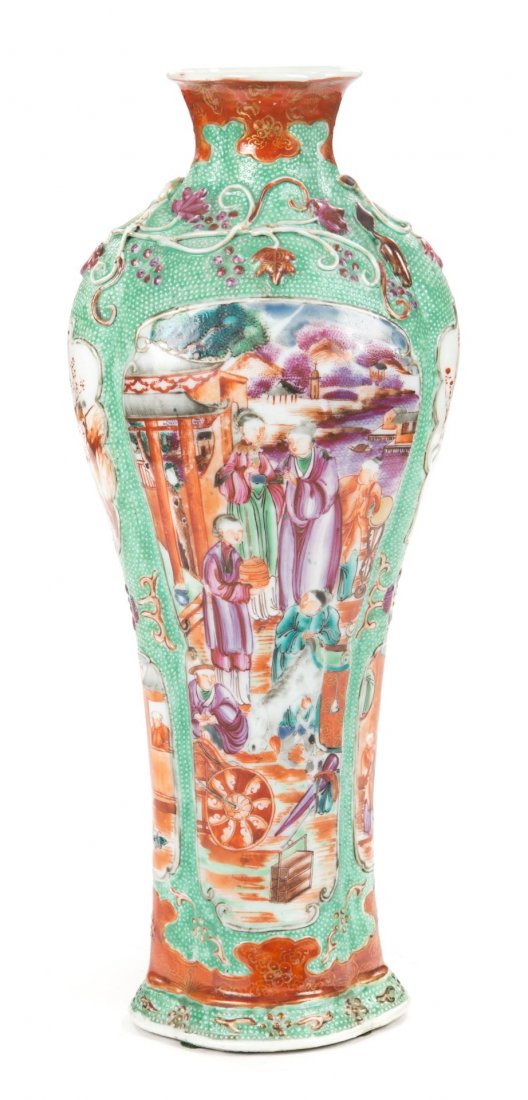 Chinese Export Mandarin palette porcelain vase (1 of 6)