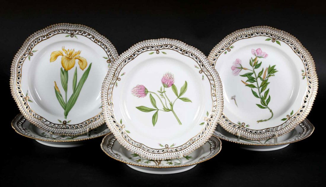 6 Royal Copenhagen Flora Danica salad plates (1 of 5)