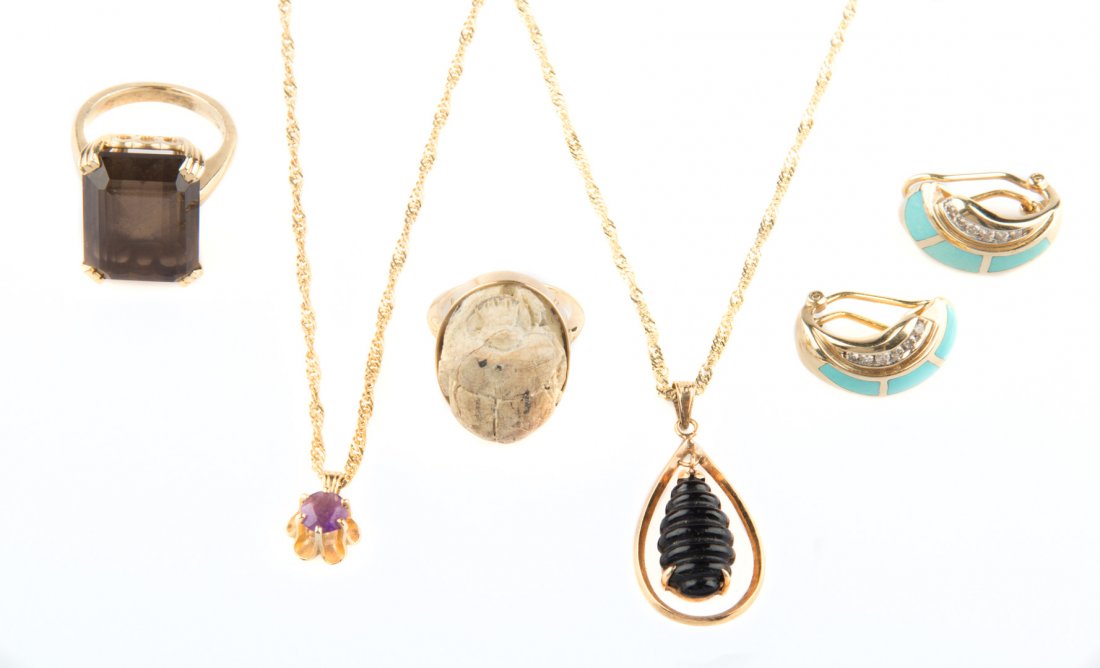 A Collection of Gold Jewelry (1 of 9)