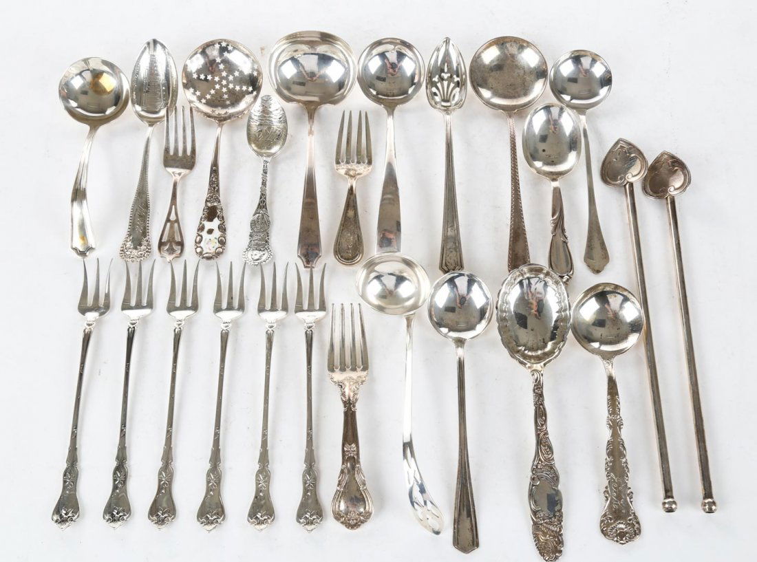 Group of American sterling silver flatware (1 of 2)