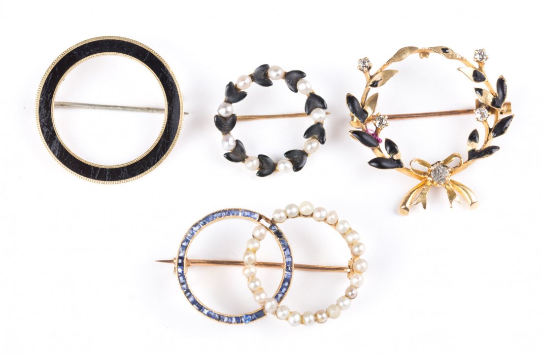 Four Brooches in Circular Designs (1 of 5)