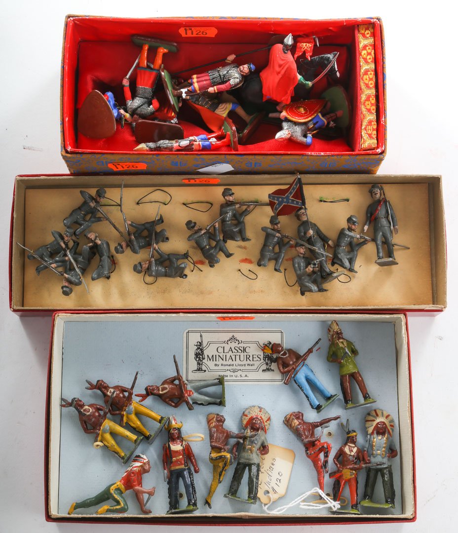 Assorted painted lead figures (1 of 3)