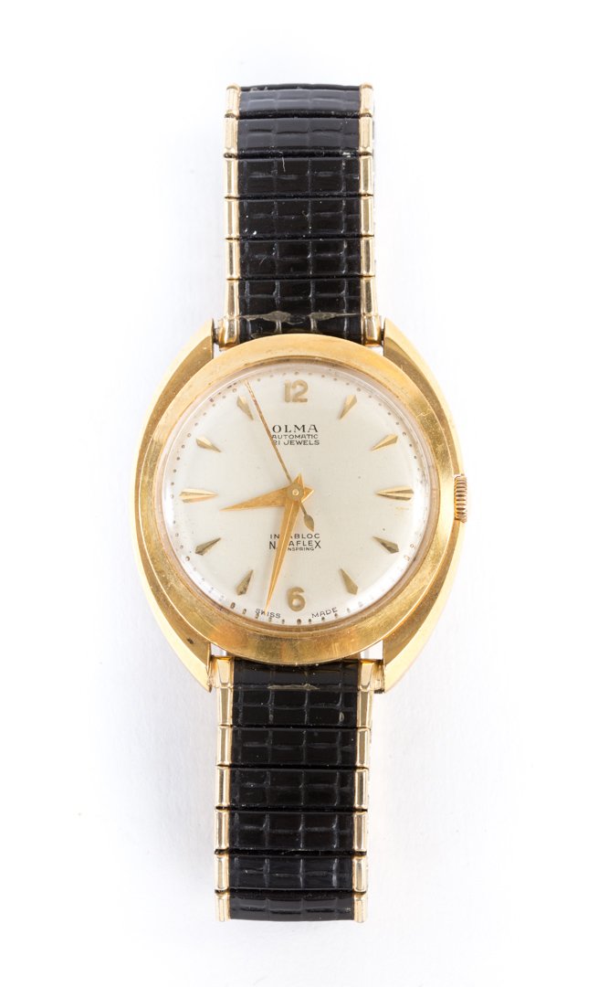 A Gentleman's 18K Swiss Wrist Watch (1 of 4)