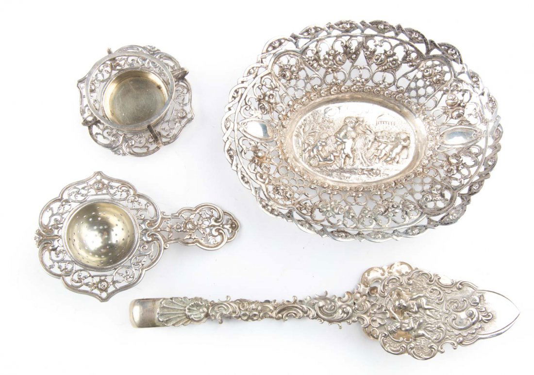 Baroque style silver tableware (1 of 8)