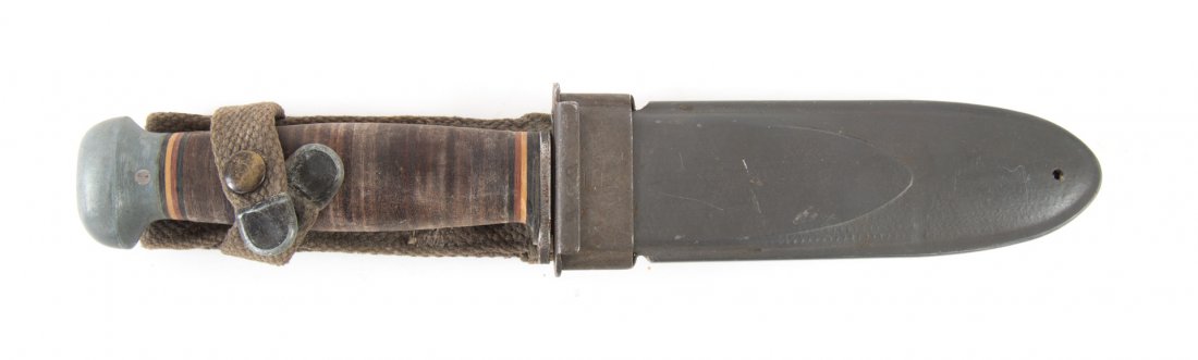 WWII U.S. Navy Mark I knife and scabbard: .