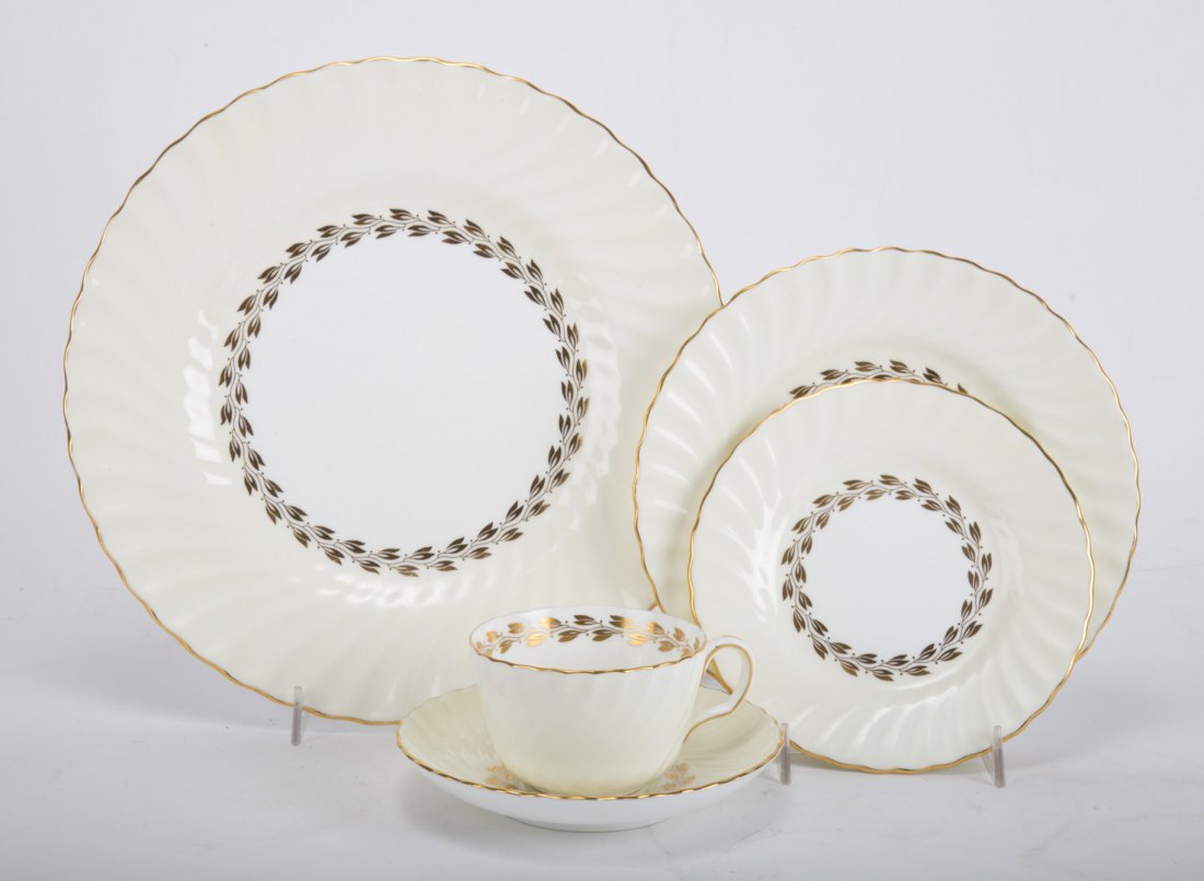 Minton china partial dinner service (1 of 4)