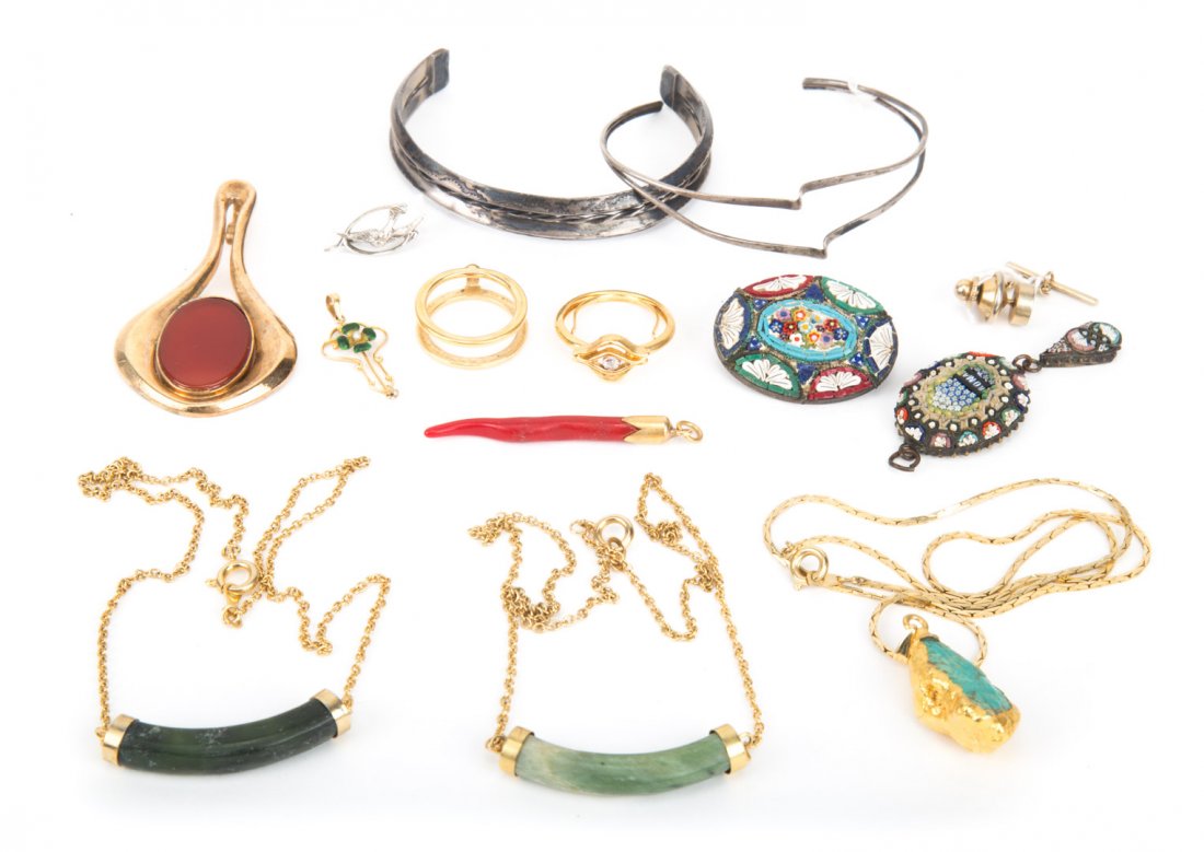 Micro mosaic, Jade and Miscellaneous Jewels (1 of 6)