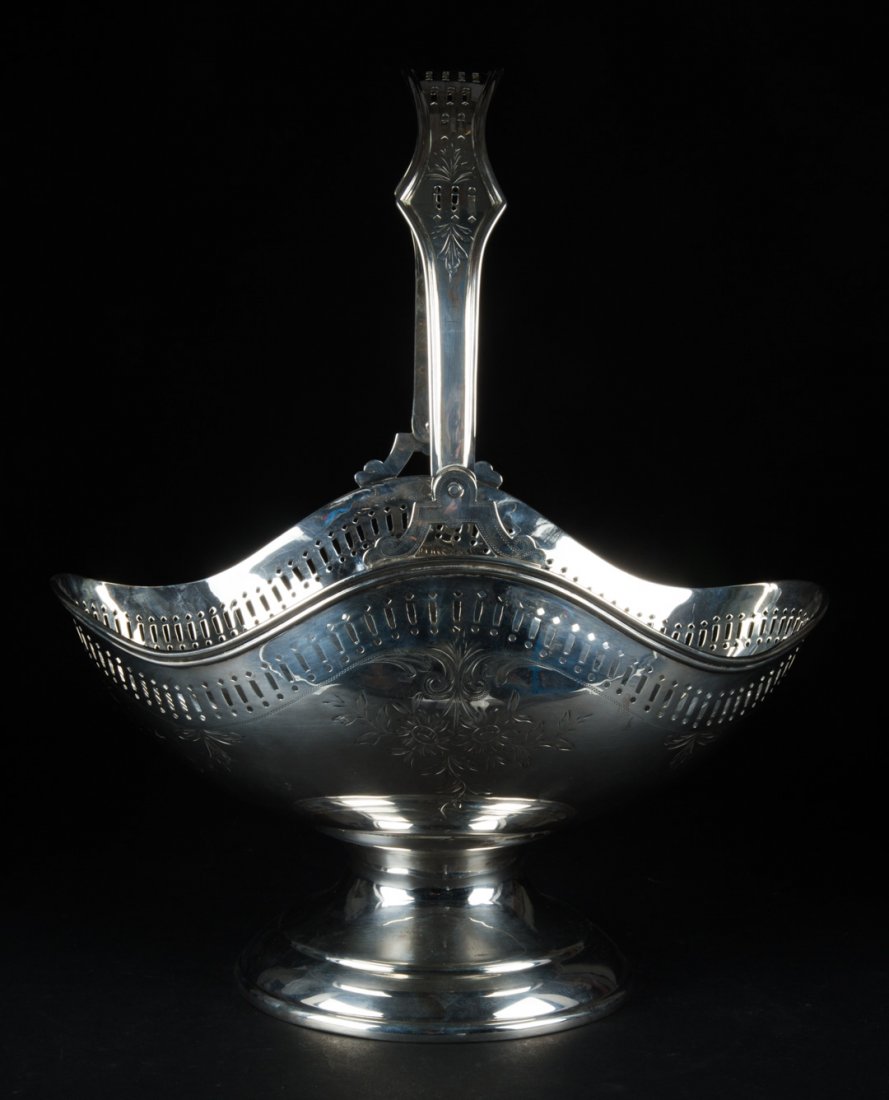Large American sterling silver basket (1 of 6)