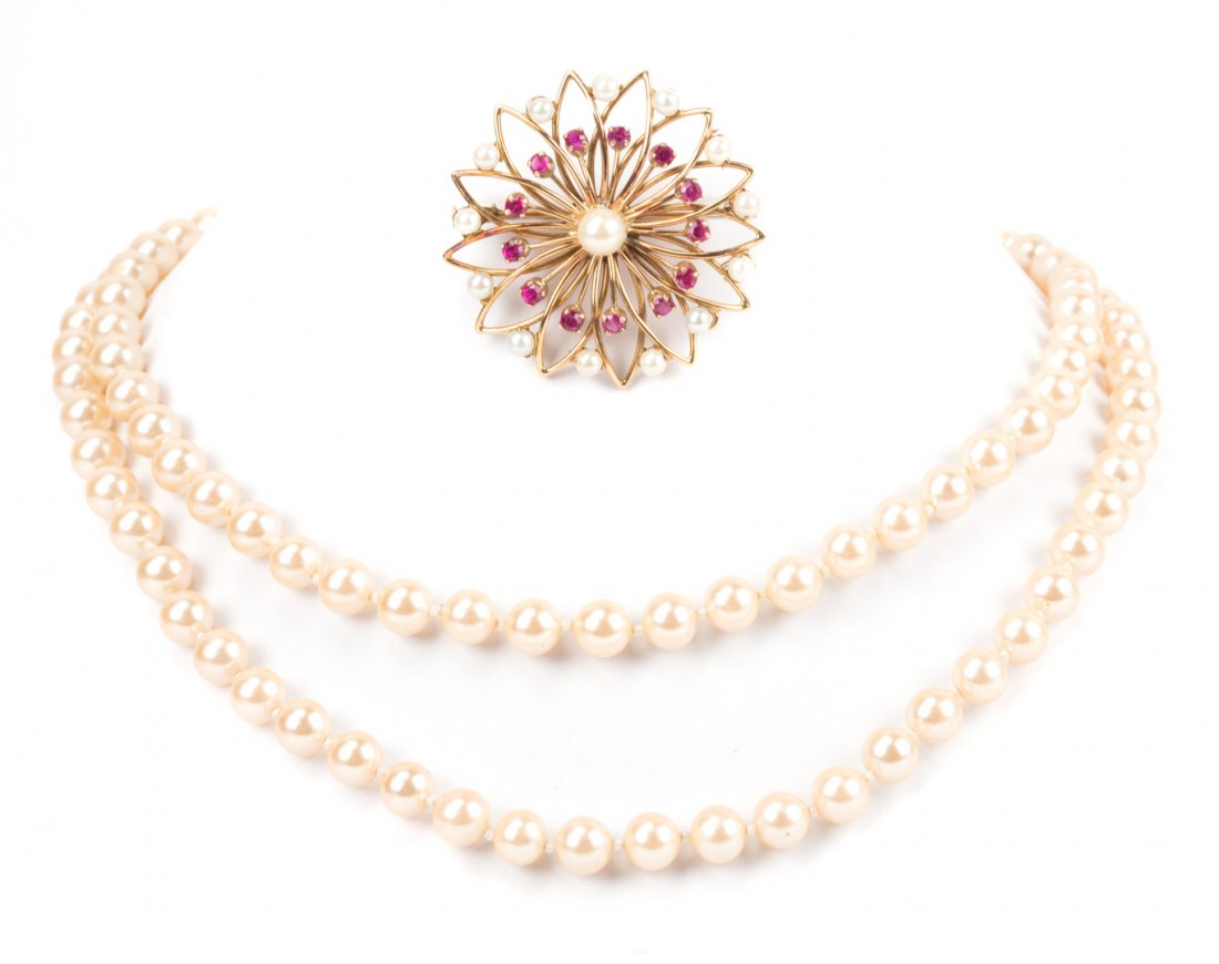 A Gold Pearl and Ruby Brooch and Pearl Necklace (1 of 4)