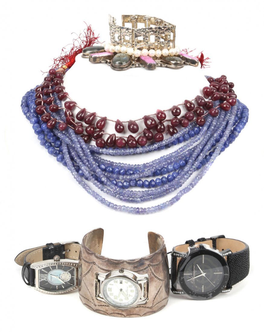 A Collection of Jewelry (1 of 6)