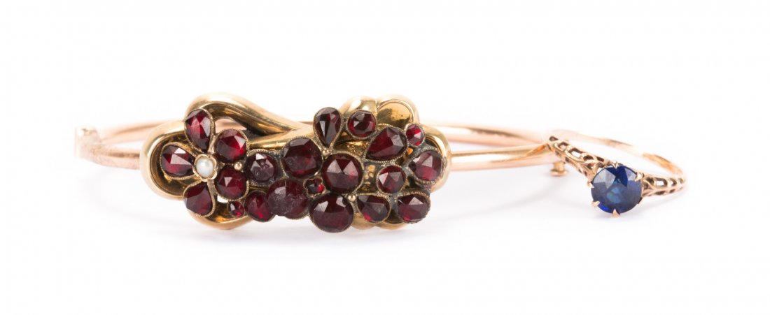 A Garnet Bracelet and a Synthetic Sapphire Ring (1 of 5)
