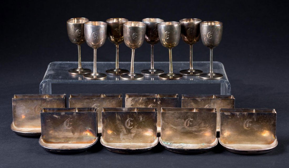 Asian sterling individual ashtrays place holders (1 of 5)