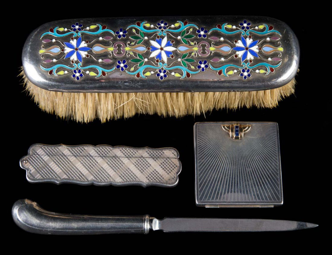 Four American silver personal items (1 of 6)