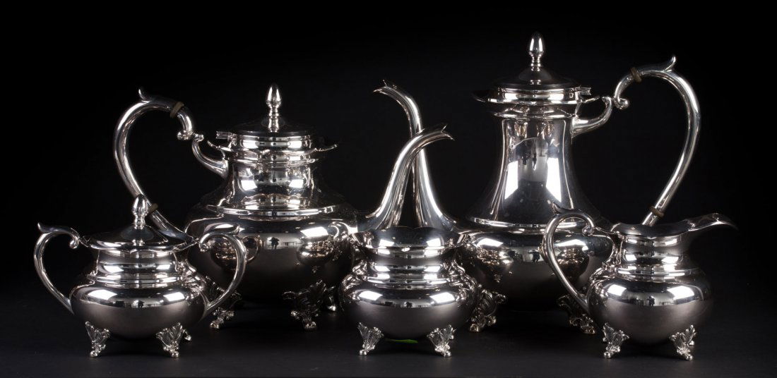 Esquire 950 sterling 5-piece coffee & tea service (1 of 7)