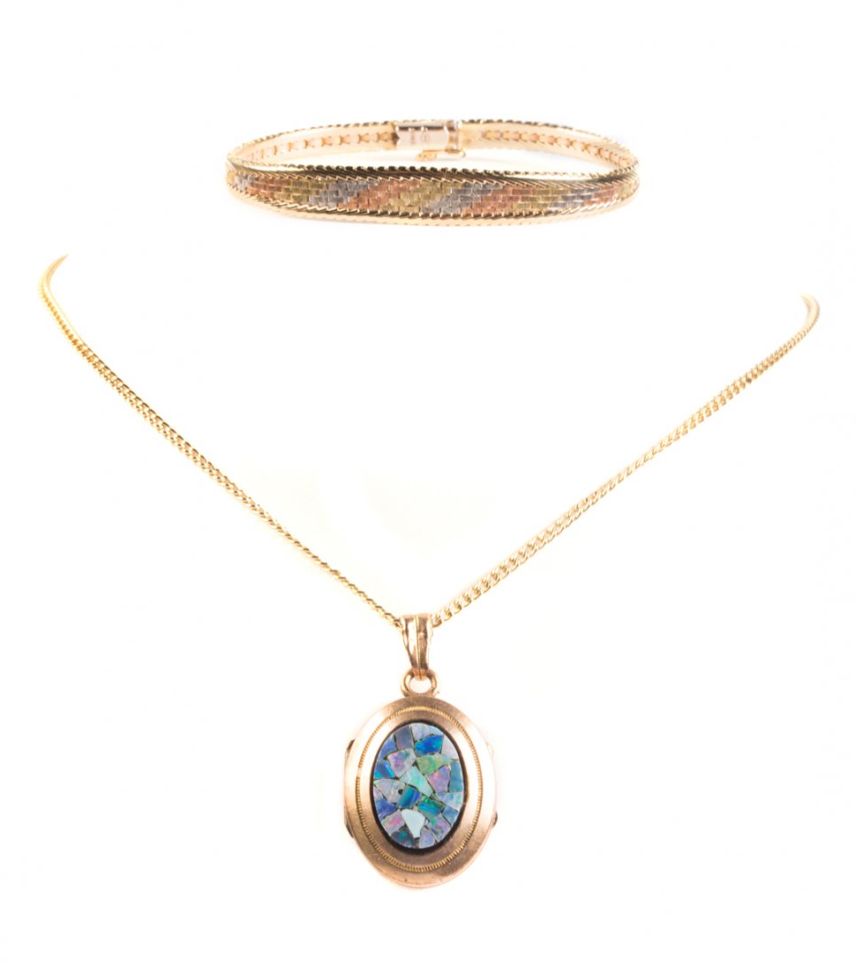 A Gold Bracelet and Opal Locket (1 of 5)