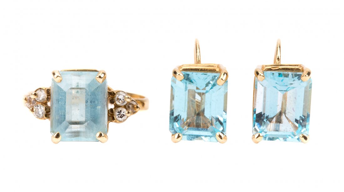 A Blue Topaz Ring with Matching Earrings (1 of 4)