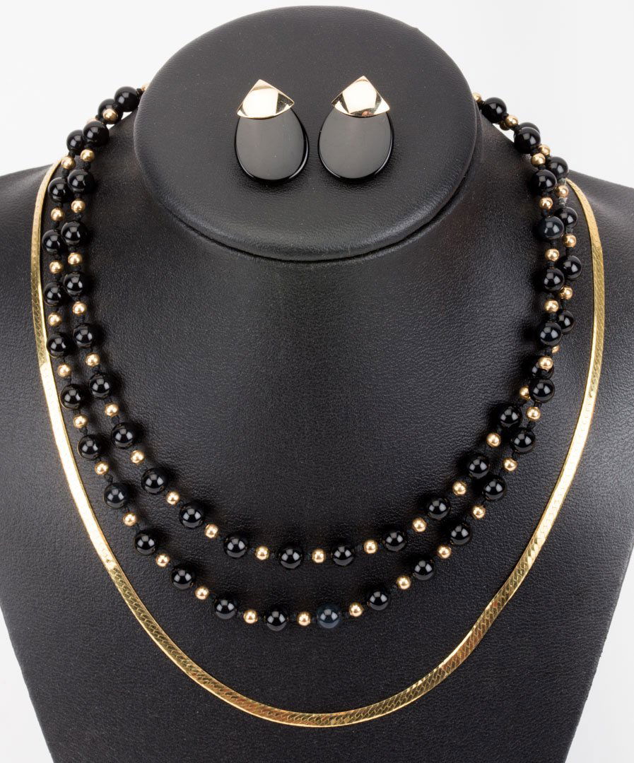 A Lady's Gold Necklace and Onyx Jewelry (1 of 3)