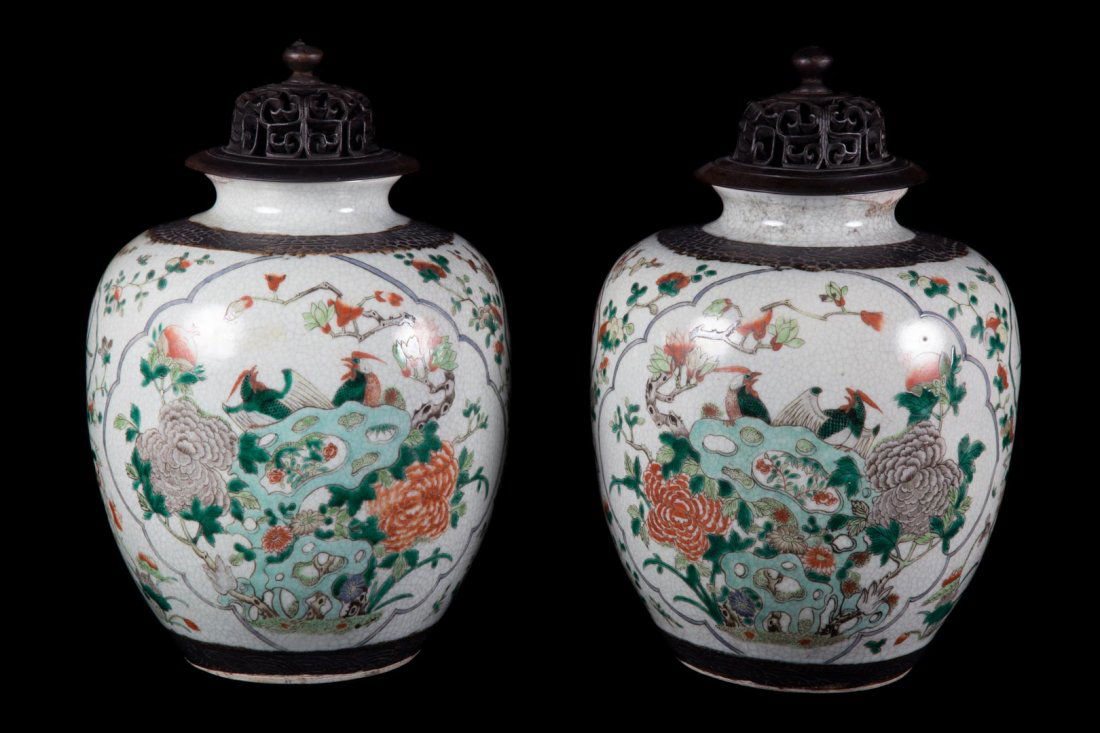 Pair Chinese Export Famille Verte ginger jars (1 of 7)