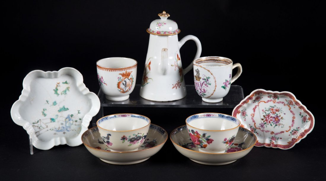 Nine pieces of Chinese Export Famille Rose teaware (1 of 6)