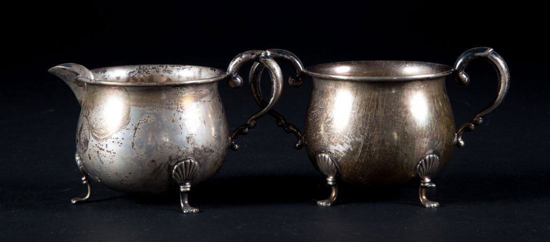 Georgian style sterling cream pitcher & sugar bowl (1 of 5)