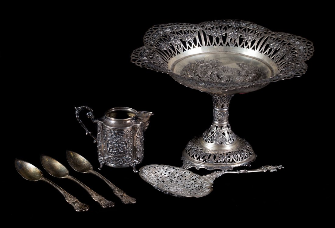 Continental silver cream jug & other articles (1 of 7)