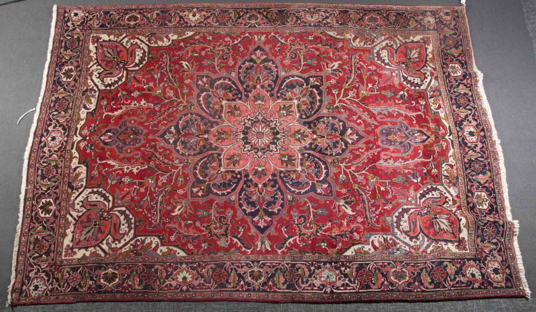 Persian Herez carpet, approx. 10 x 12.7 (1 of 2)