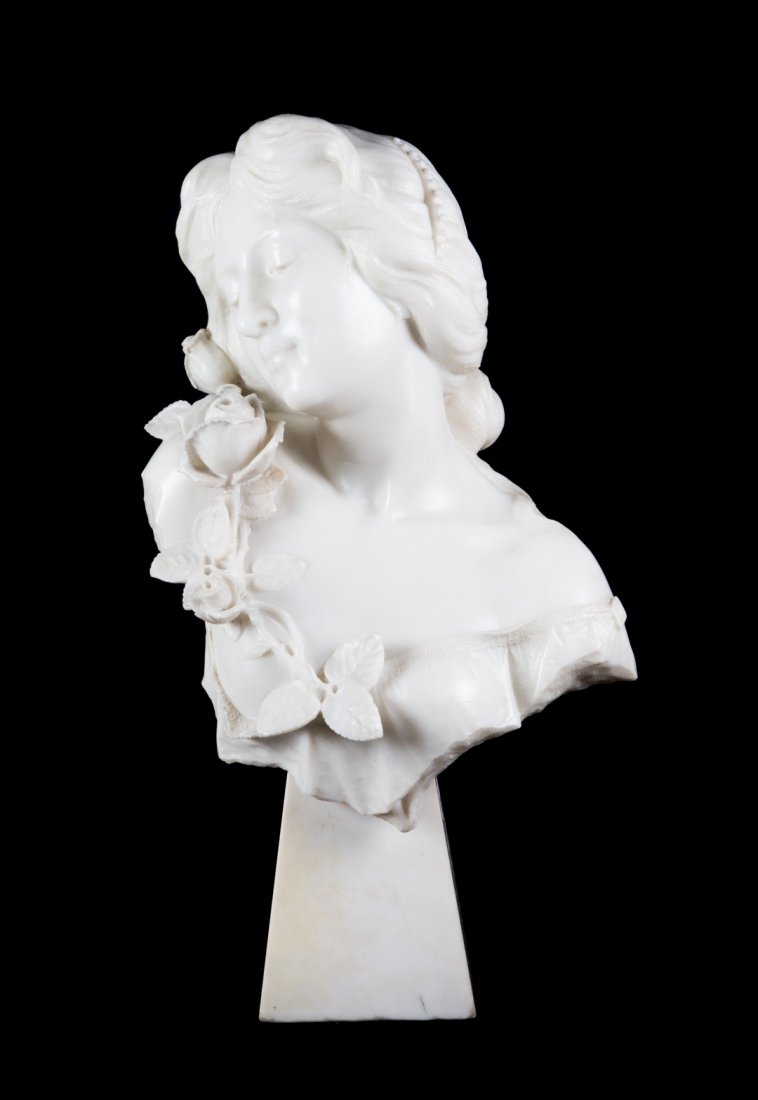 Italian marble bust of a beauty (1 of 5)