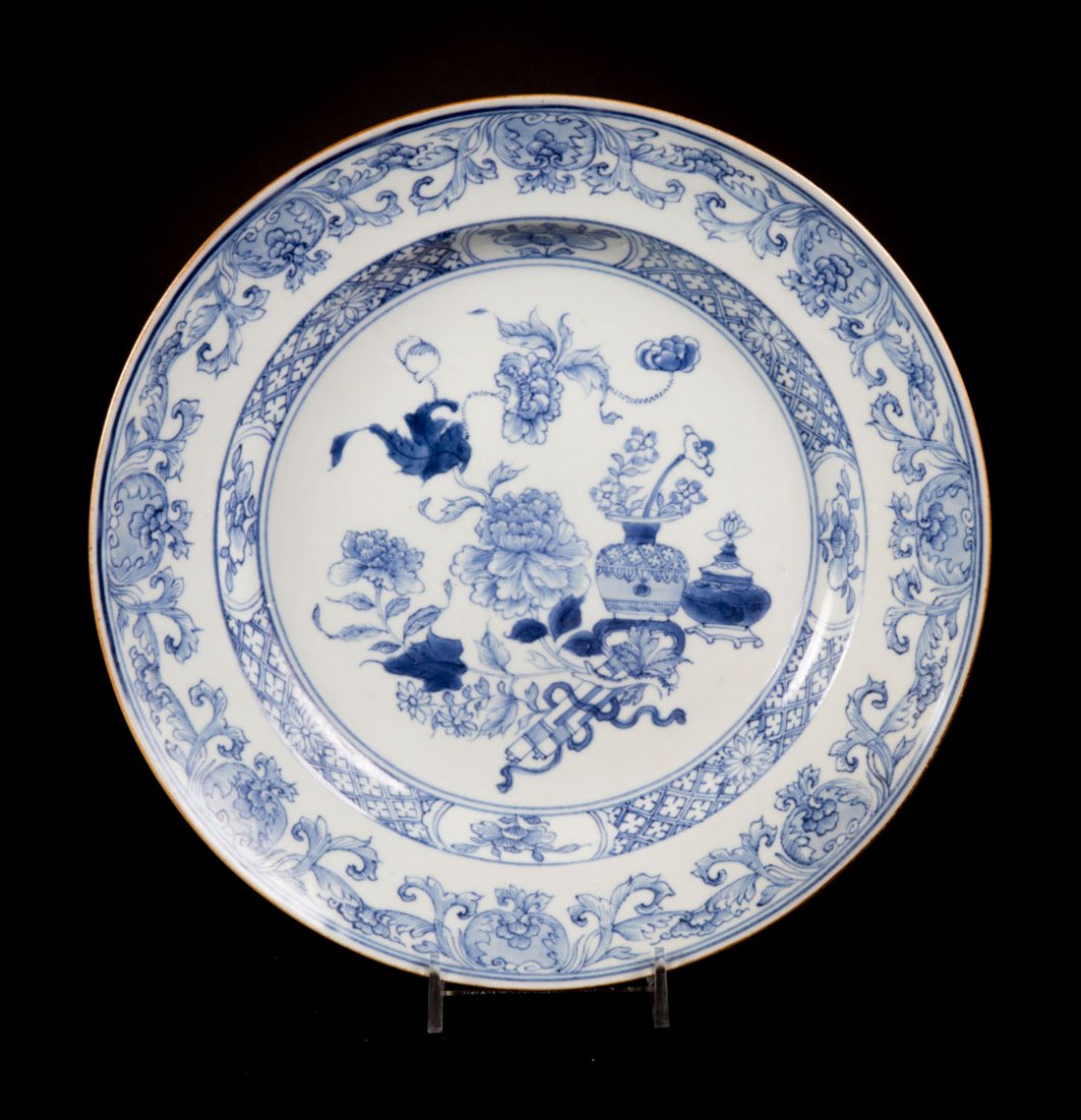 Chinese Export blue and white soup plate (1 of 5)