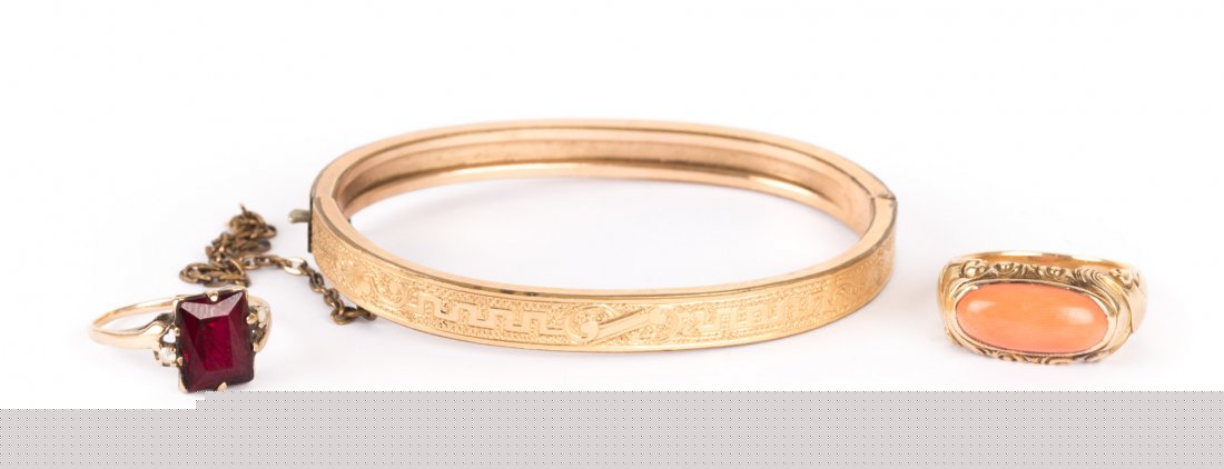 A Coral Ring, Art Deco Bracelet & Synthetic Ruby (1 of 6)