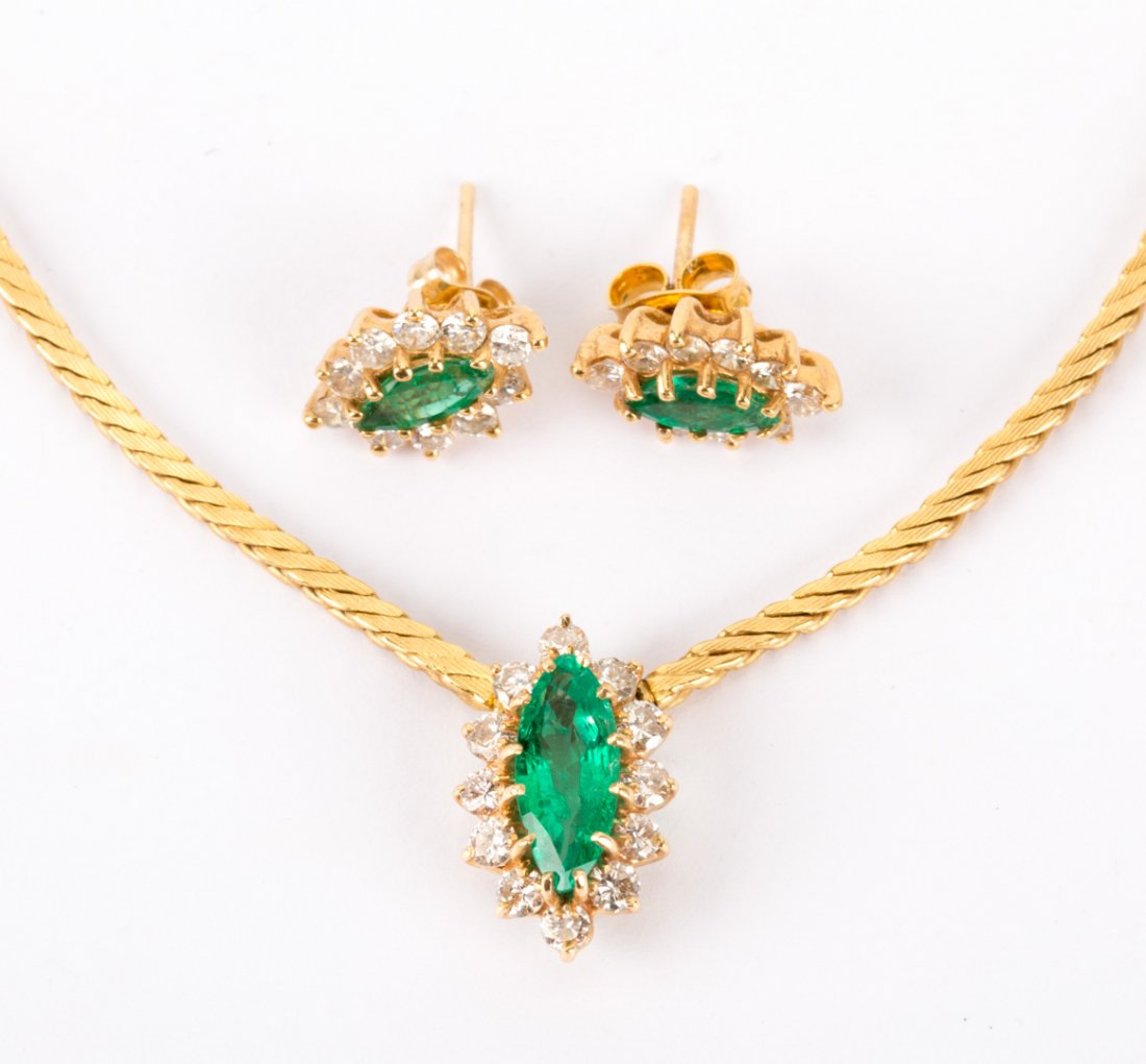 An Emerald and Diamond Necklace with Earrings (1 of 5)