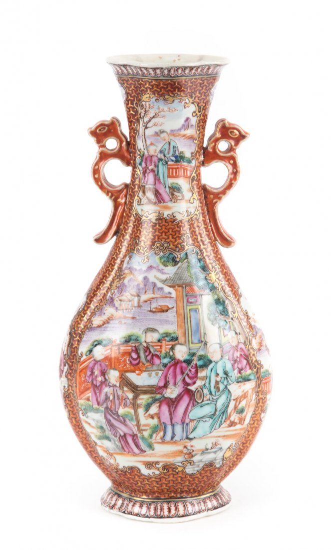 Chinese Export vase in the Mandarin Palette (1 of 6)