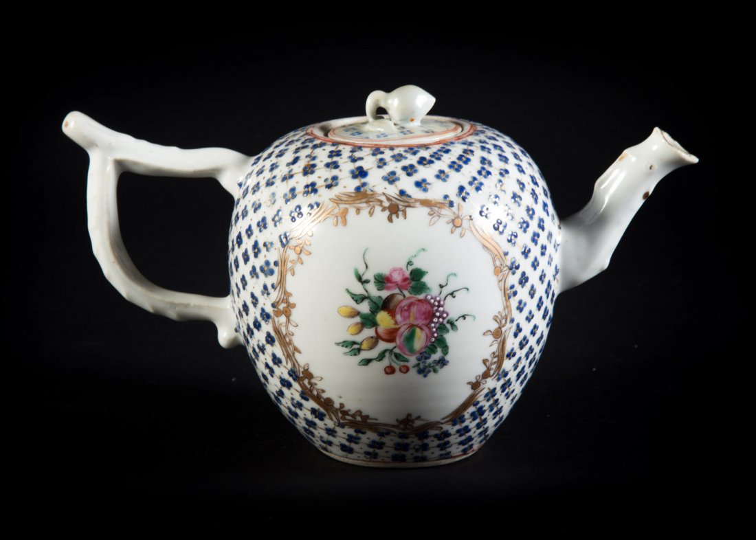 Chinese Export globular teapot (1 of 8)