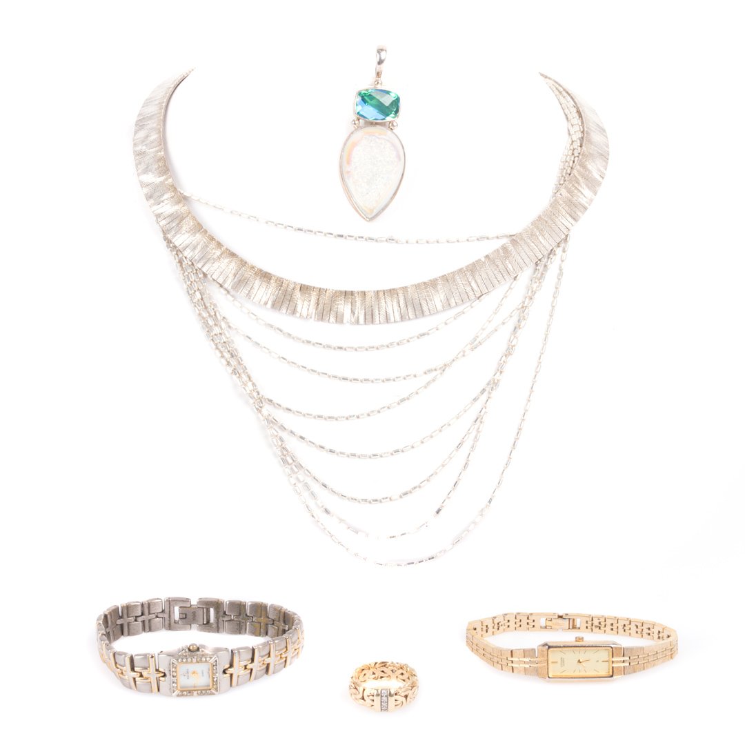 A Collection of Lady's Jewelry (1 of 9)