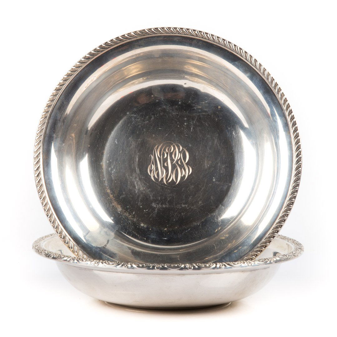 Pair of American sterling silver serving bowls (1 of 3)