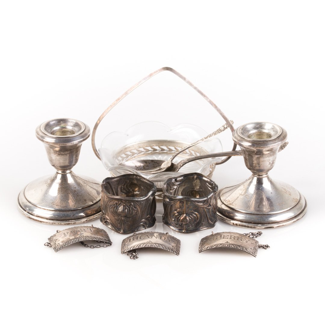 A collection of sterling small table articles (1 of 6)