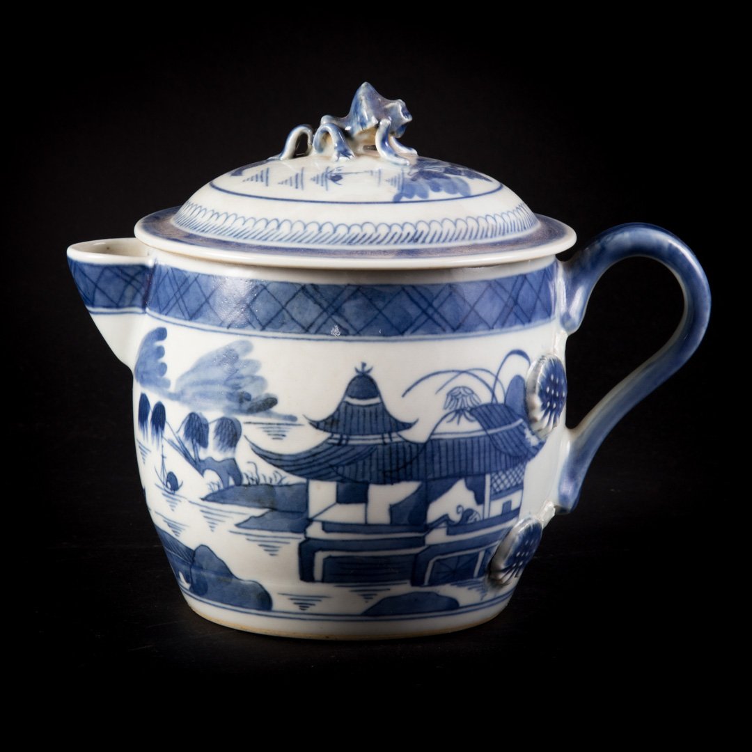 Chinese Export Canton porcelain cider flagon (1 of 6)