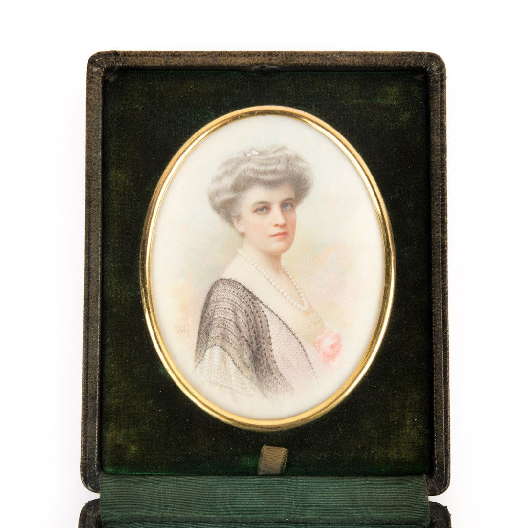 American School. Miniature portrait (1 of 2)