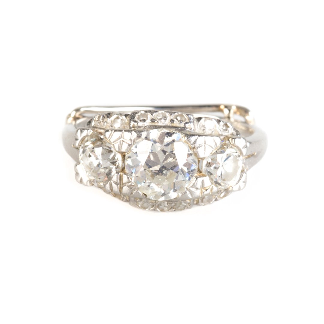 A Vintage Lady's Platinum and Diamond Ring (1 of 4)