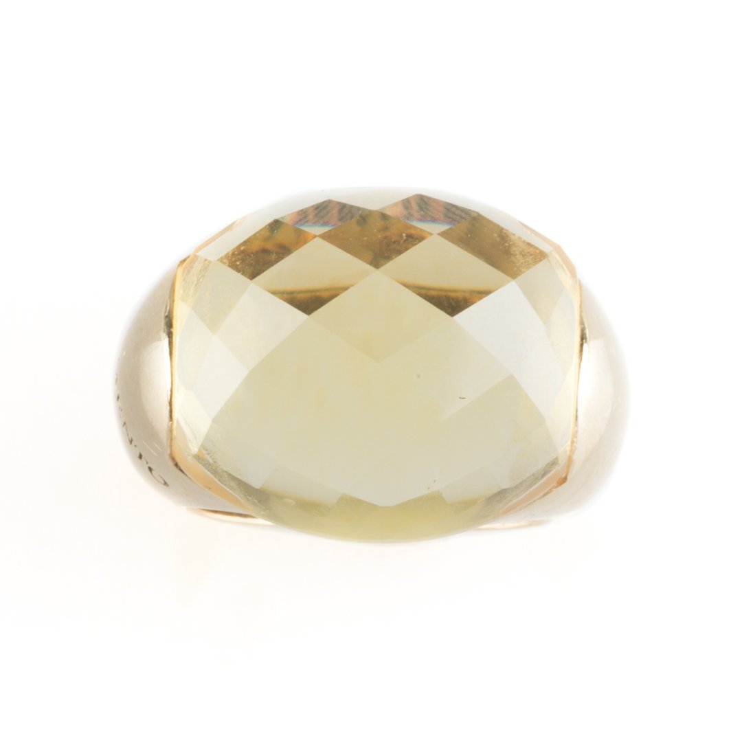 A Lady's Chimento 18K Gold Accordi Madera Ring: Chimento 18K gold Accordi Madera ring with large faceted yellow citrine, size 6, 14 grams