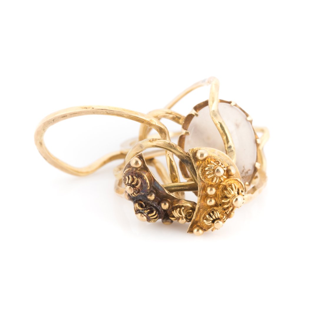 A Vintage Gold Puzzle Ring with Gemstones (1 of 2)