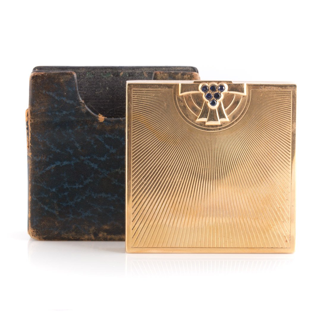 A Lady's Compact in 14K Gold with Sapphires (1 of 3)