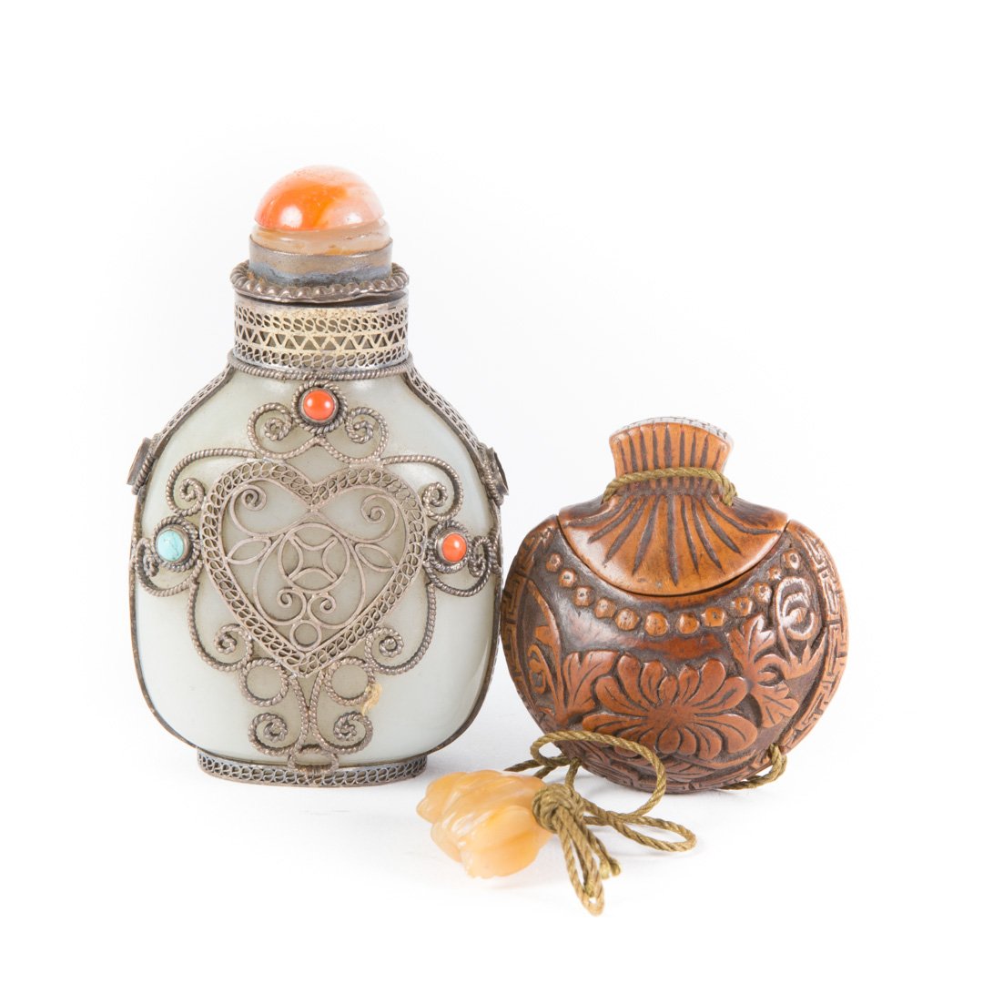 Chinese jade snuff bottle & Japanese Inro (1 of 2)