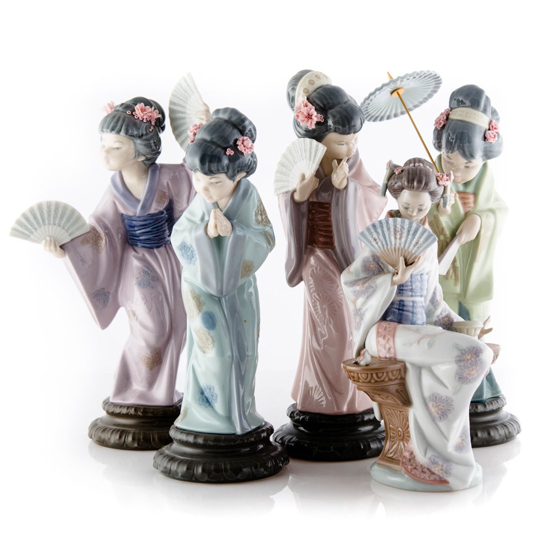Five Lladro porcelain geishas (1 of 4)