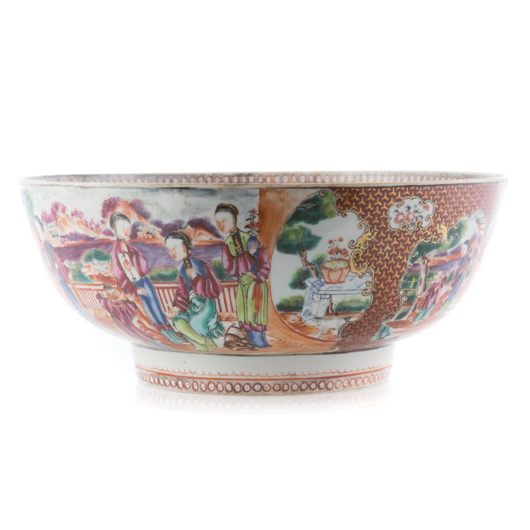 Chinese Export punch bowl in the Mandarin palette (1 of 5)