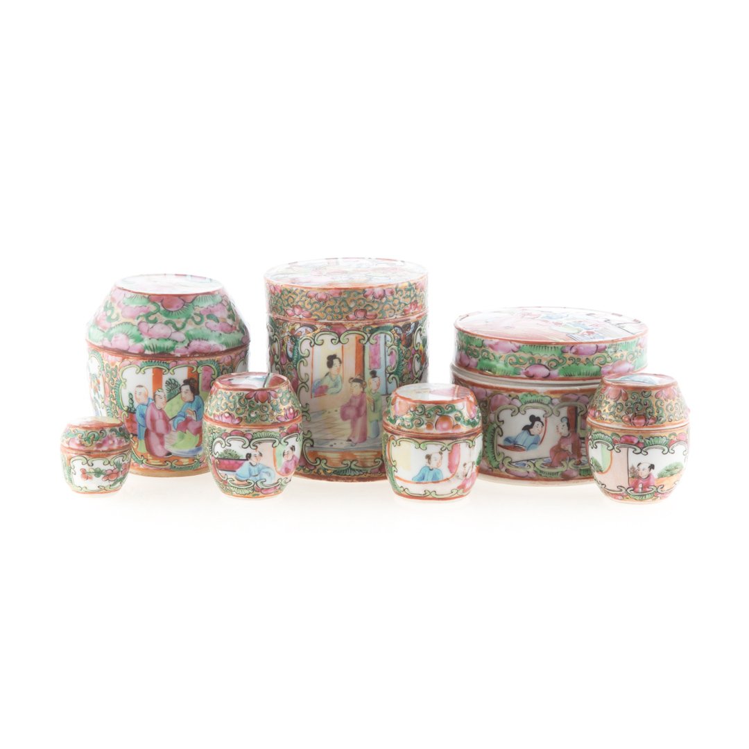 Seven Chinese Export Rose Medallion vanity jars (1 of 4)