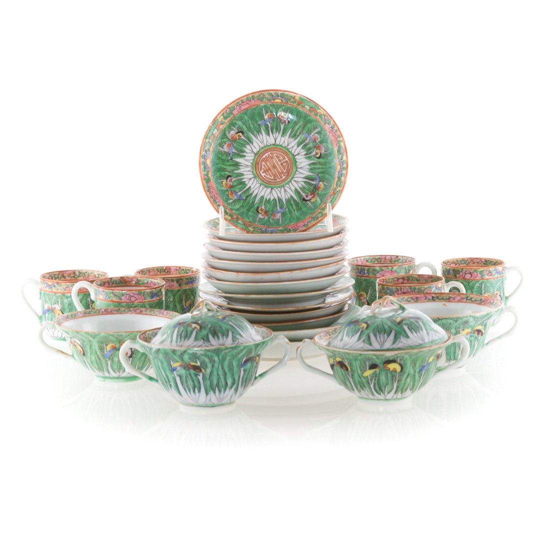 23 Chinese Export Cabbage Leaf table articles (1 of 5)