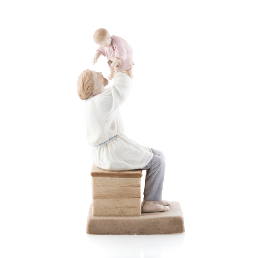 Gardner Imperial Russian porcelain figure (1 of 5)