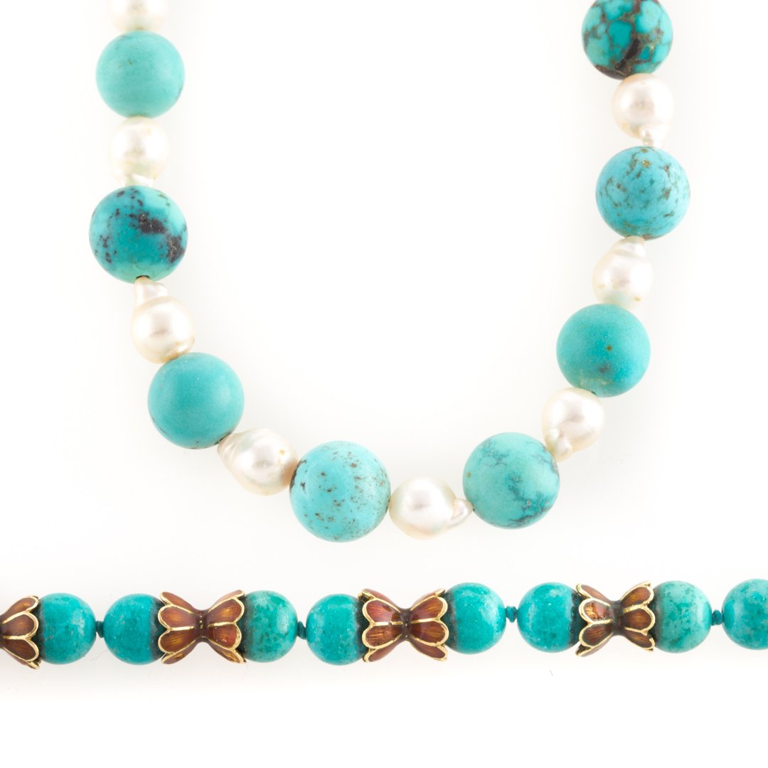 A Turquoise & Pearl Necklace and Bracelet (1 of 4)