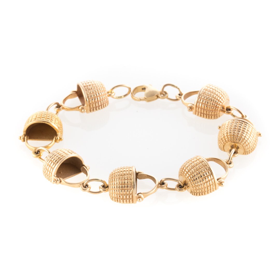 A 14K Gold Nantucket Basket Bracelet (1 of 3)