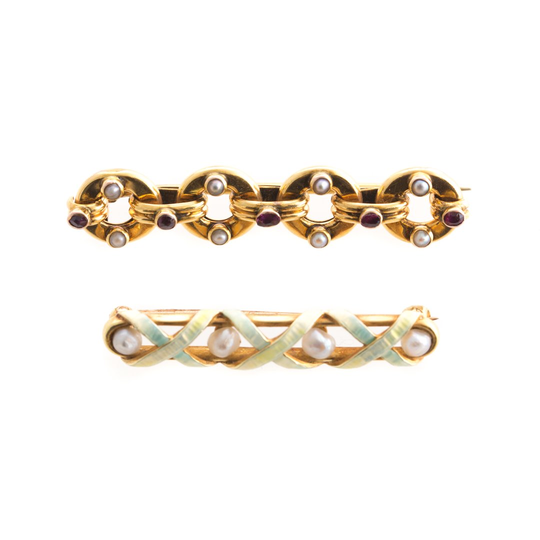 A Pair of Lady's Enamel Bar Pins (1 of 4)